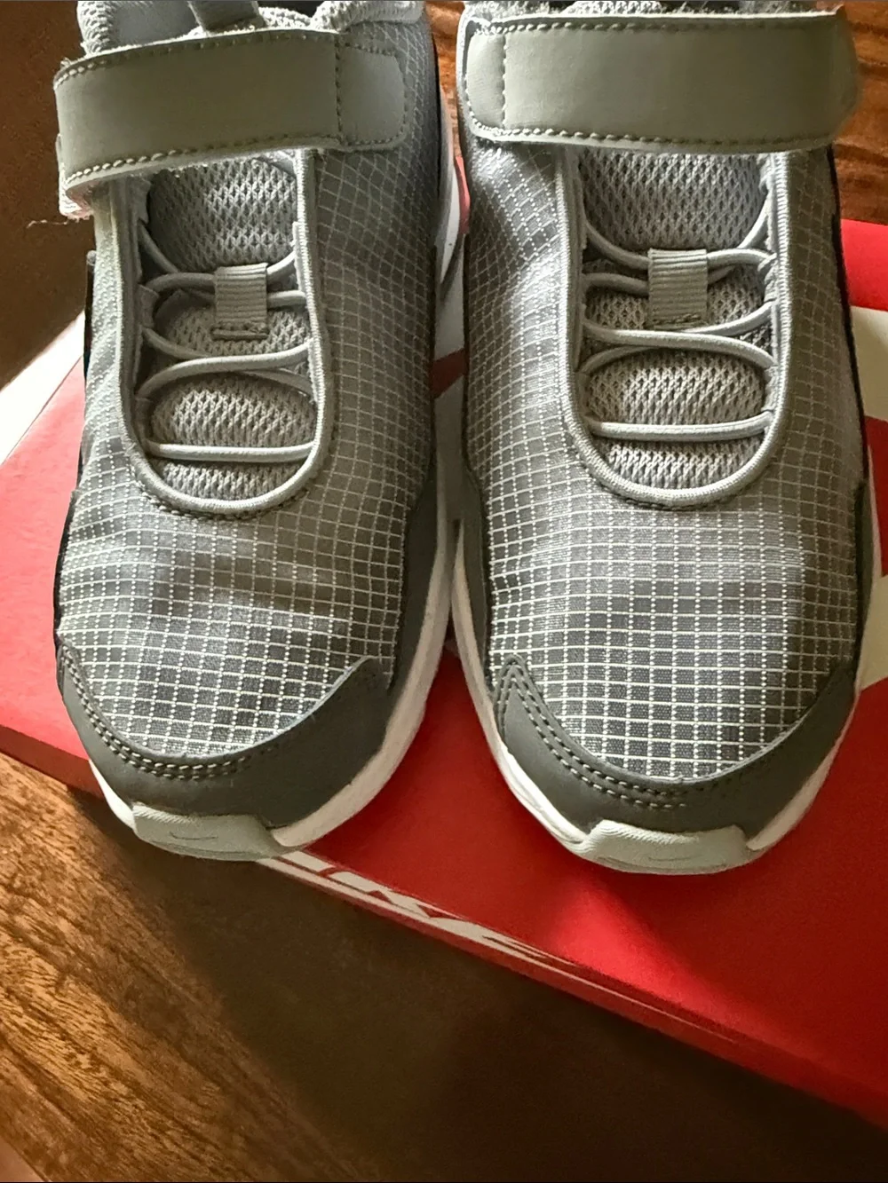 **new in box** Nike Kids Gray and White Velcro Athletic Sneakers, size 1.5 littl